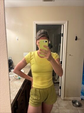 For Days organic cotton fitted baby tee, yellow, size small, never worn